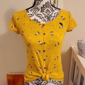 Lot Of 2 Abercrombie Kids white & Yellow Floral Short Sleeve Top